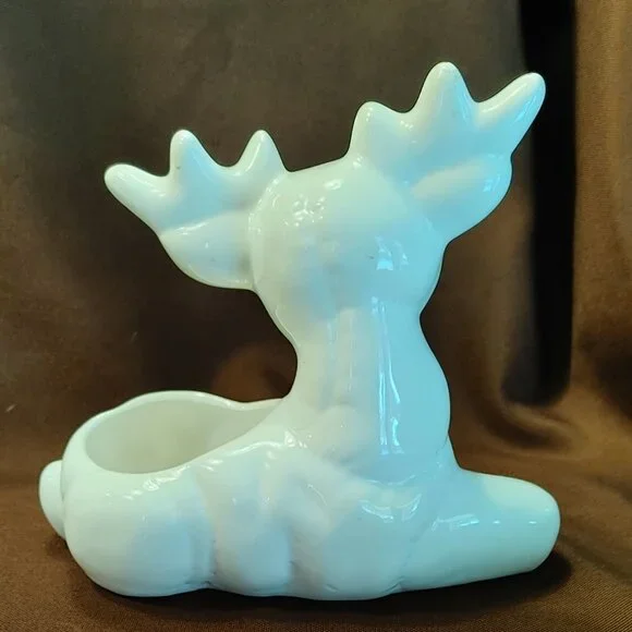 Vintage Ceramic Quilted White Deer Reindeer Planter Vase - Picture 4 of 10